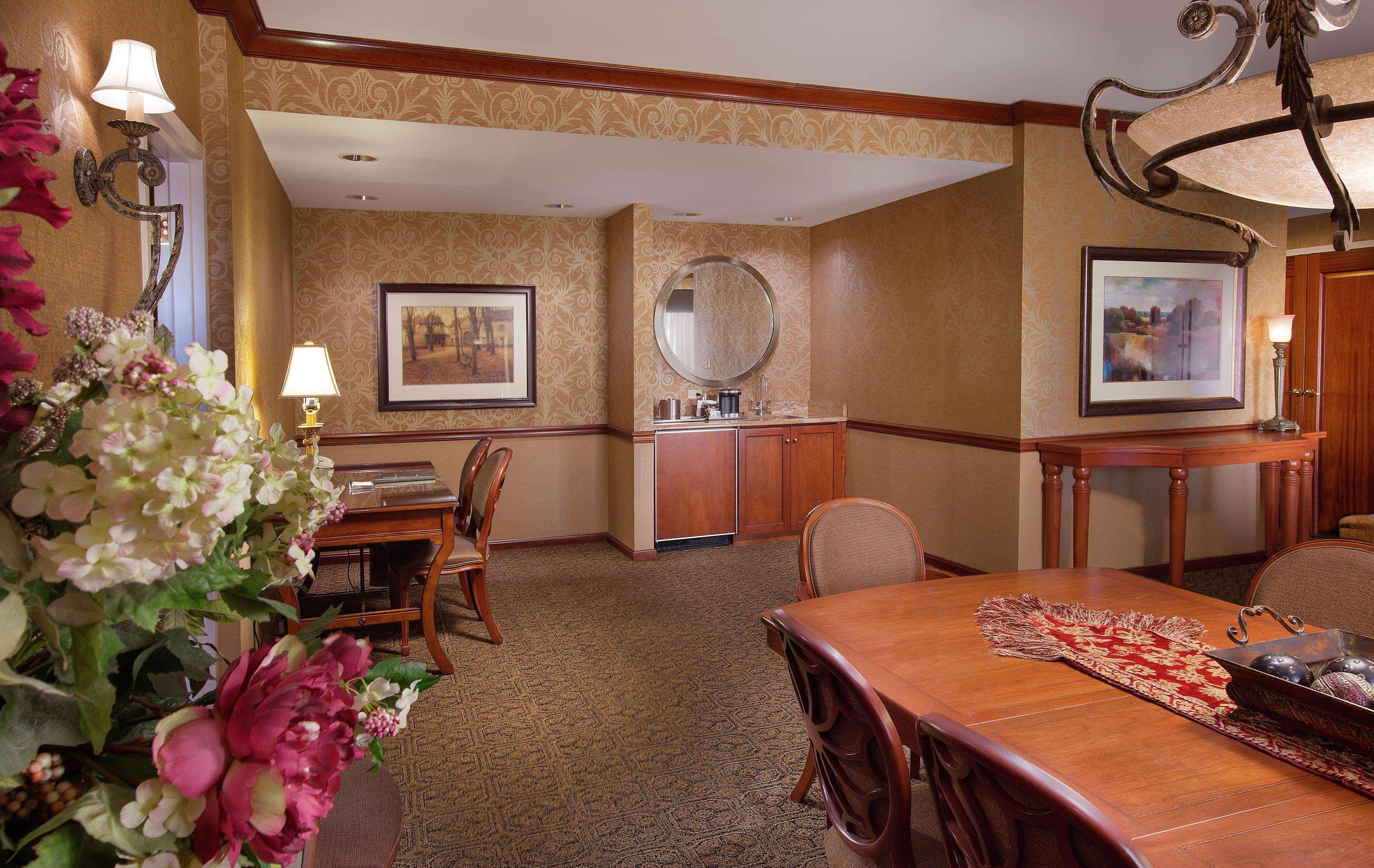 Doubletree By Hilton Lisle Naperville Εξωτερικό φωτογραφία